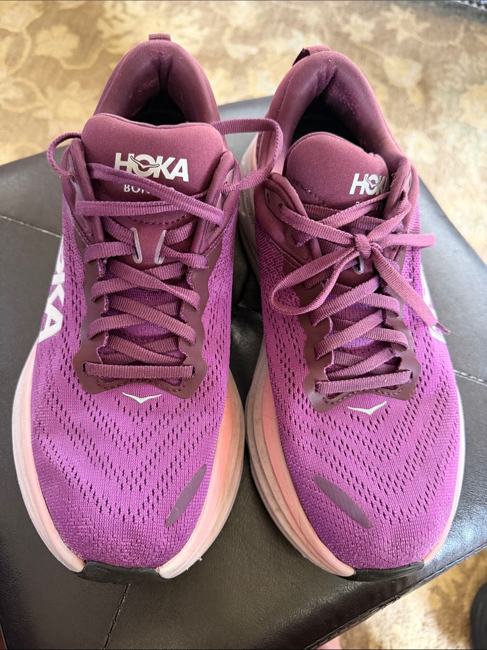 Hoka Women's Bondi 8 Athletic Running Shoes w/ Box - Picture 3 of 7